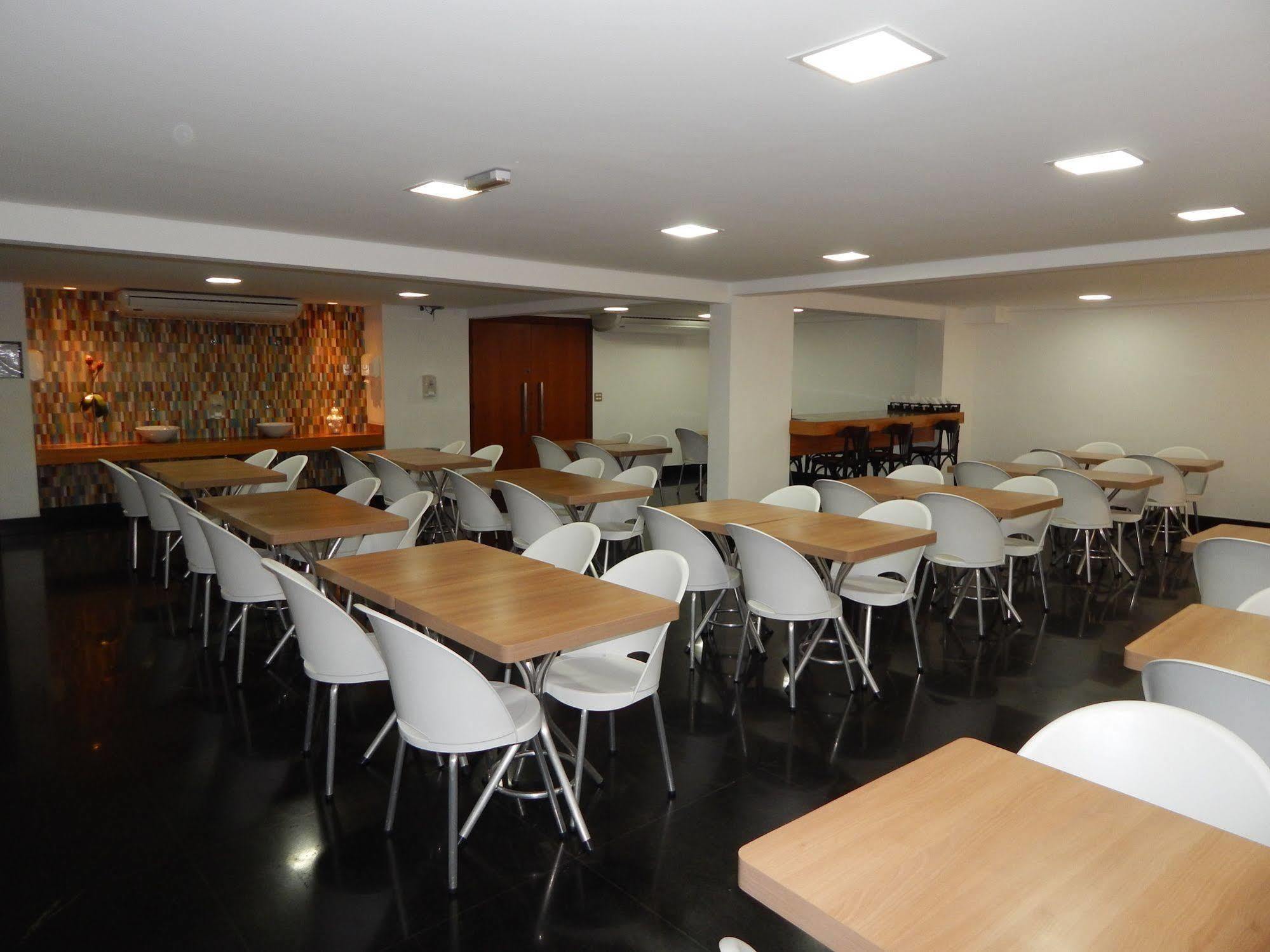 Frimas Pampulha Hotel Белу-Оризонти Экстерьер фото